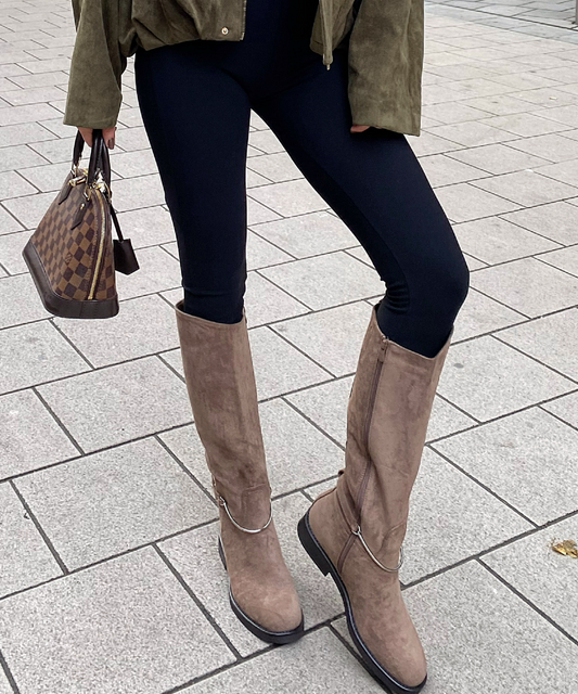 Botas azul marino topo