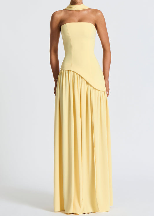 LINA | Vestido maxi sin tirantes con abertura alta