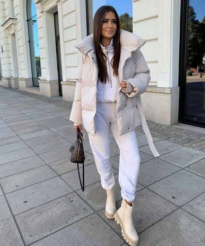 Botines Chelsea Nora cortos en beige