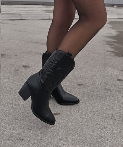 Botas de cowboy Selenay negras de caña media