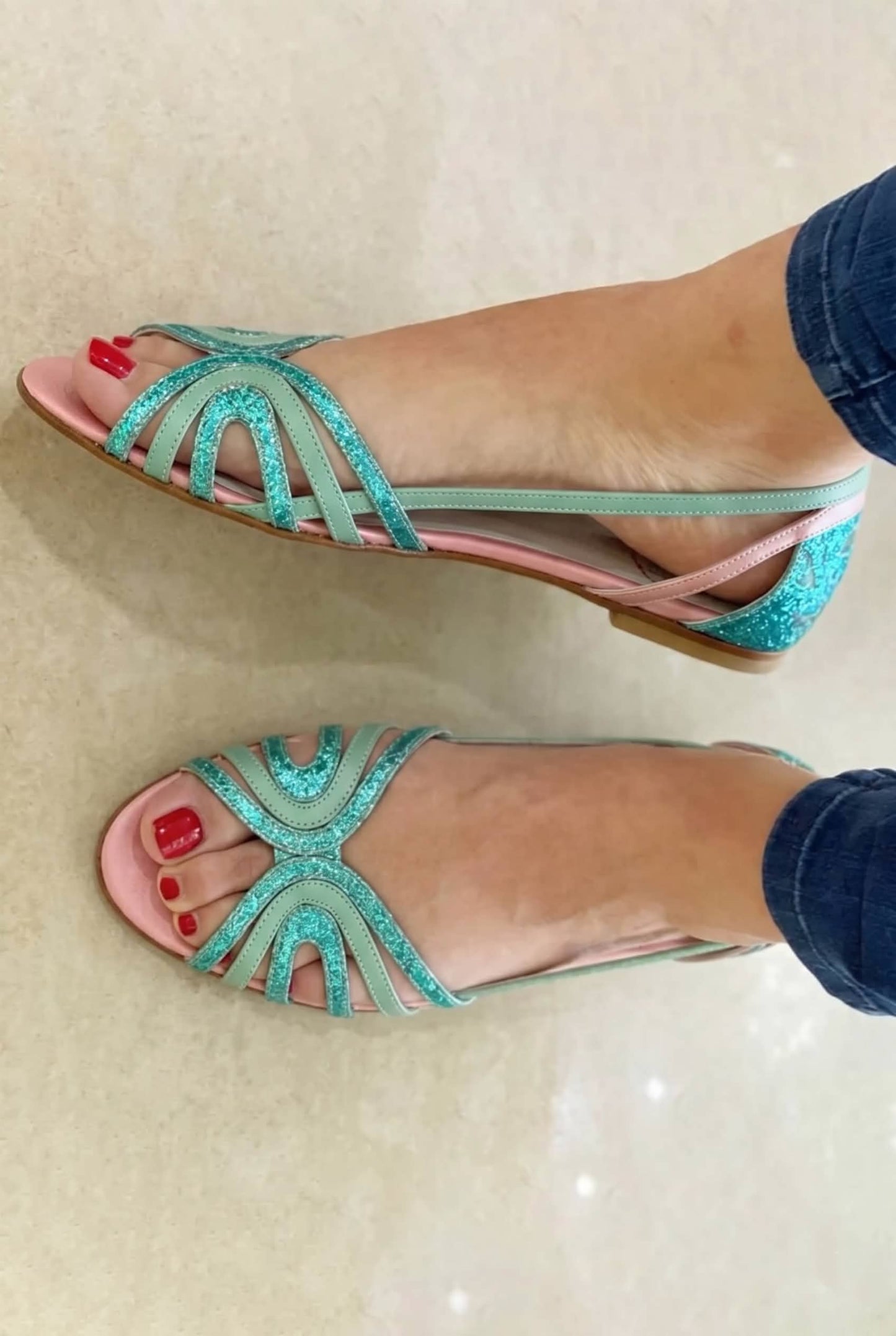 Eleonora | Sandalias doradas de verano