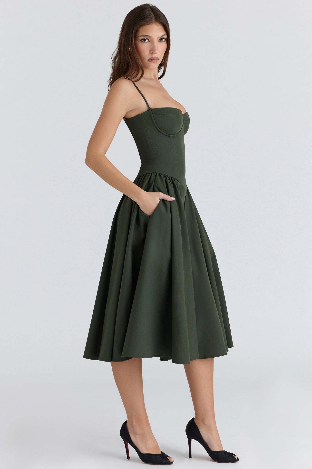 NOVA | Vestido con corsé