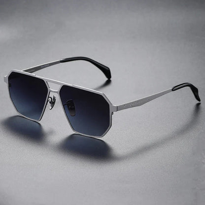 KONRAD | GAFAS DE SOL DE PRECISIÓN DE TITANIO