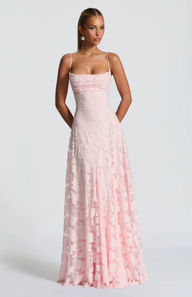 SOFIA | Vestido maxi de encaje elegante
