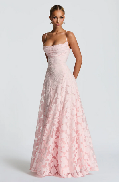 SOFIA | Vestido maxi de encaje elegante