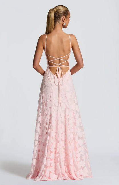 SOFIA | Vestido maxi de encaje elegante