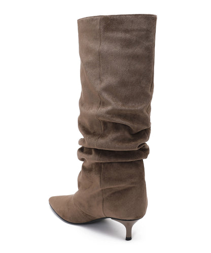 Botas de ante de tacón de aguja Brea Camel