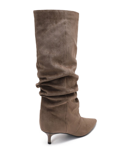 Botas de ante de tacón de aguja Brea Camel