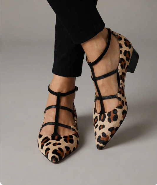 Franca | Zapatos de tacón con correa de leopardo