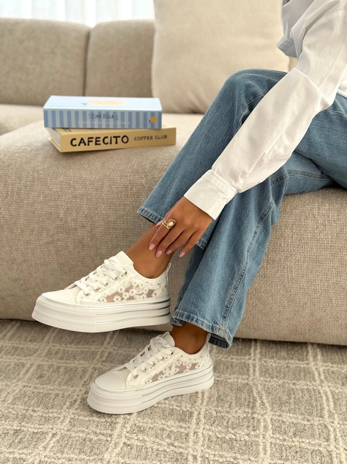 SNEAKERS | KALYSSA BLANC