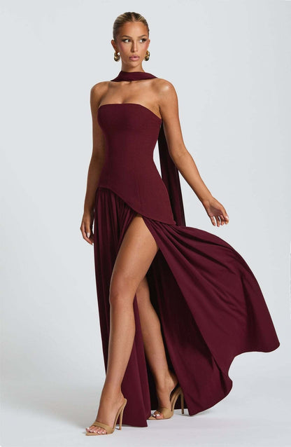 LINA | Vestido maxi sin tirantes con abertura alta
