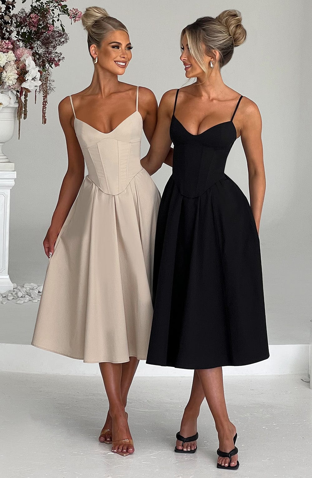 MAILEEN | Vestido midi elegante con estilo corsé