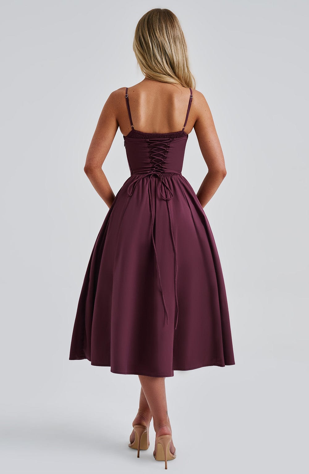 MAILEEN | Vestido midi elegante con estilo corsé