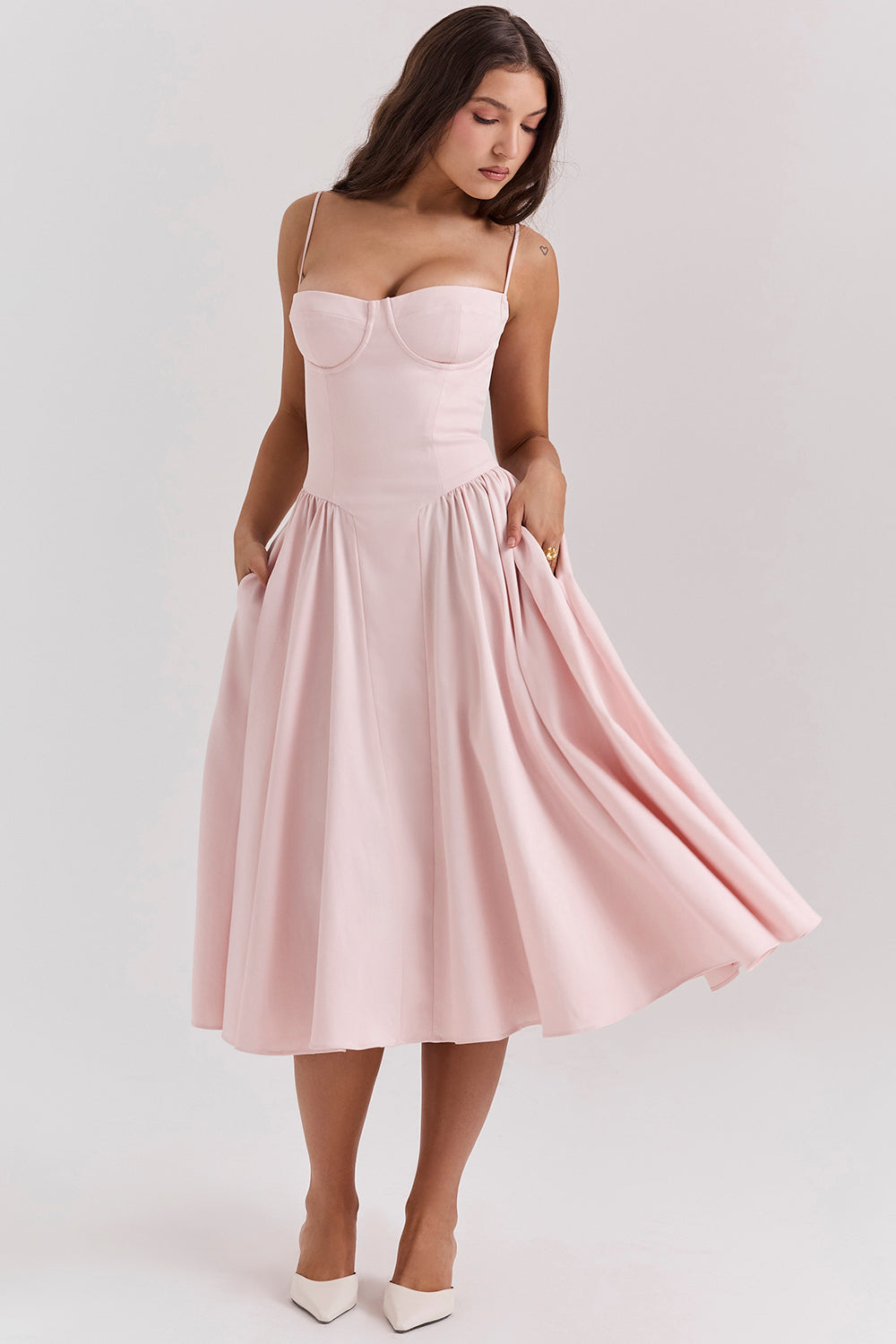 NOVA | Vestido con corsé