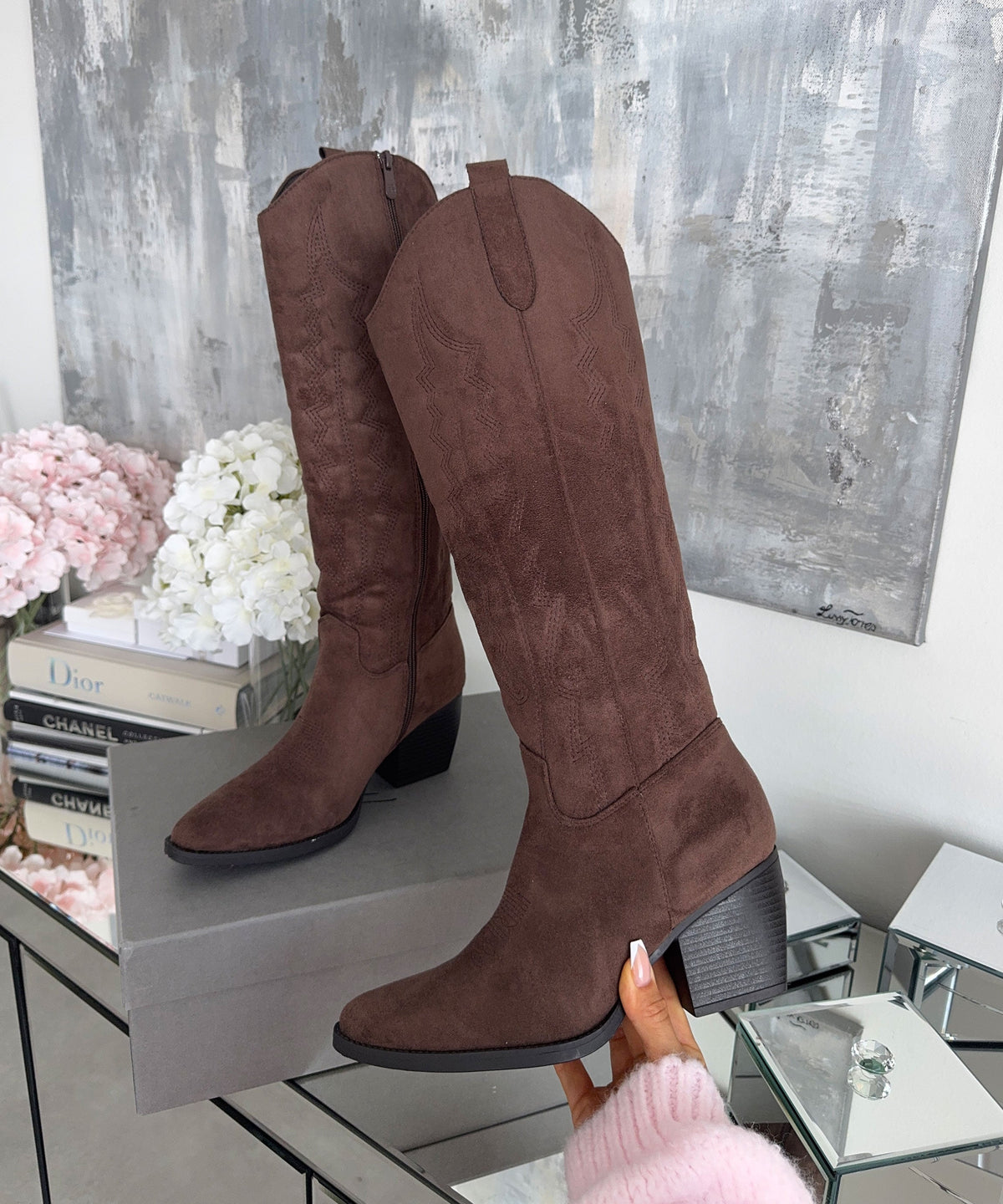 Bota vaquera Selenay alta de color marrón oscuro