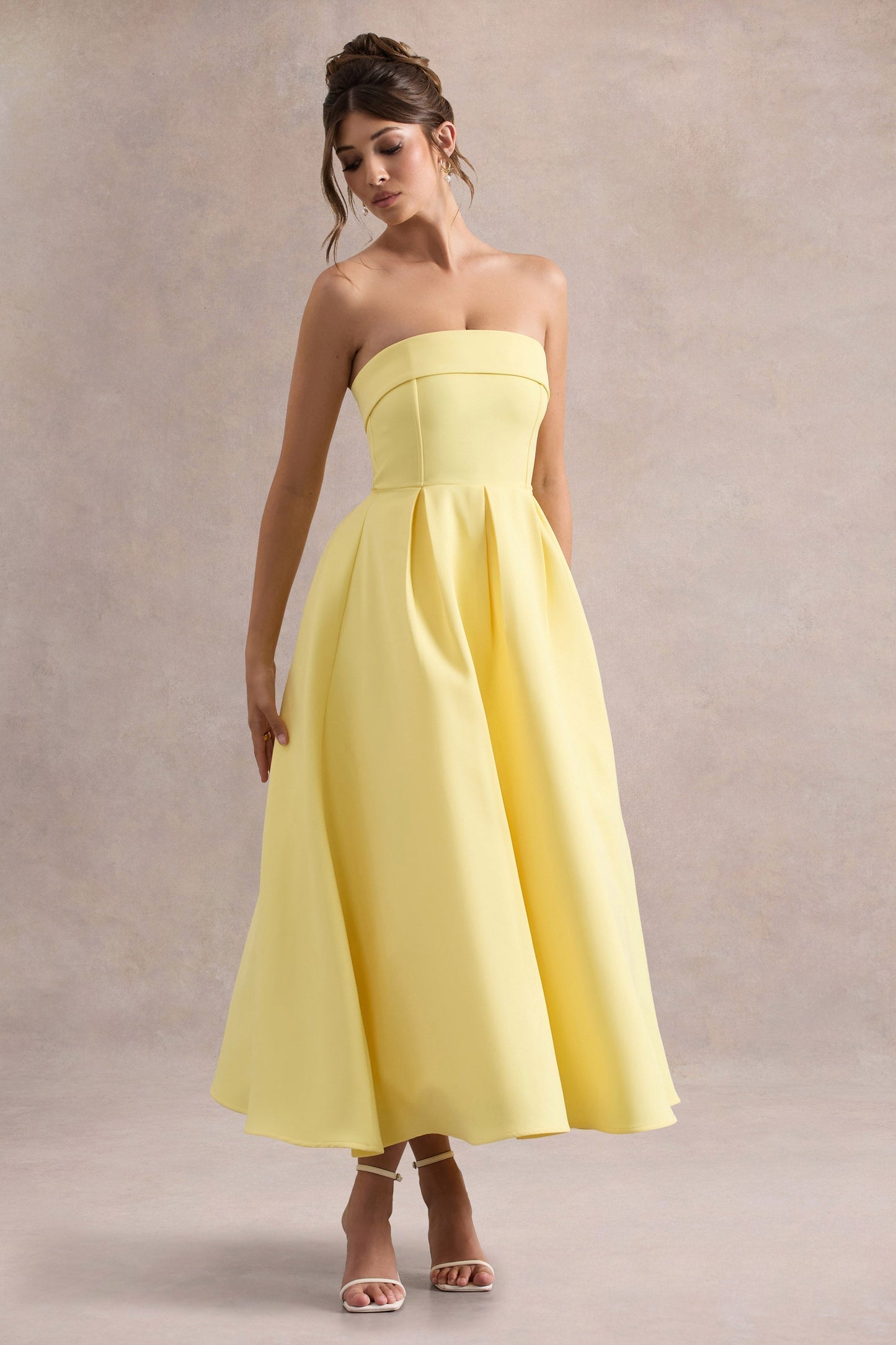 ANNE | Vestido midi elegante con escote en hombros descubiertos